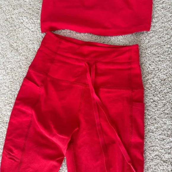 Beyond Yoga Spacedye Tank + Pocket Leggings, Candy Apple Red Matching Set,size S - Picture 7 of 11